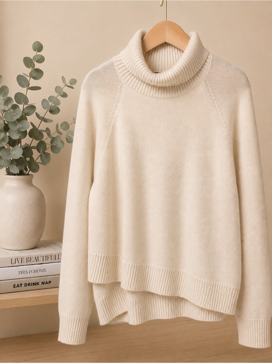 Ann Taylor Sweaters - Ann Taylor Cream Turtleneck Sweater - Soft Relaxed Knit-like new no tags ✨✨✨